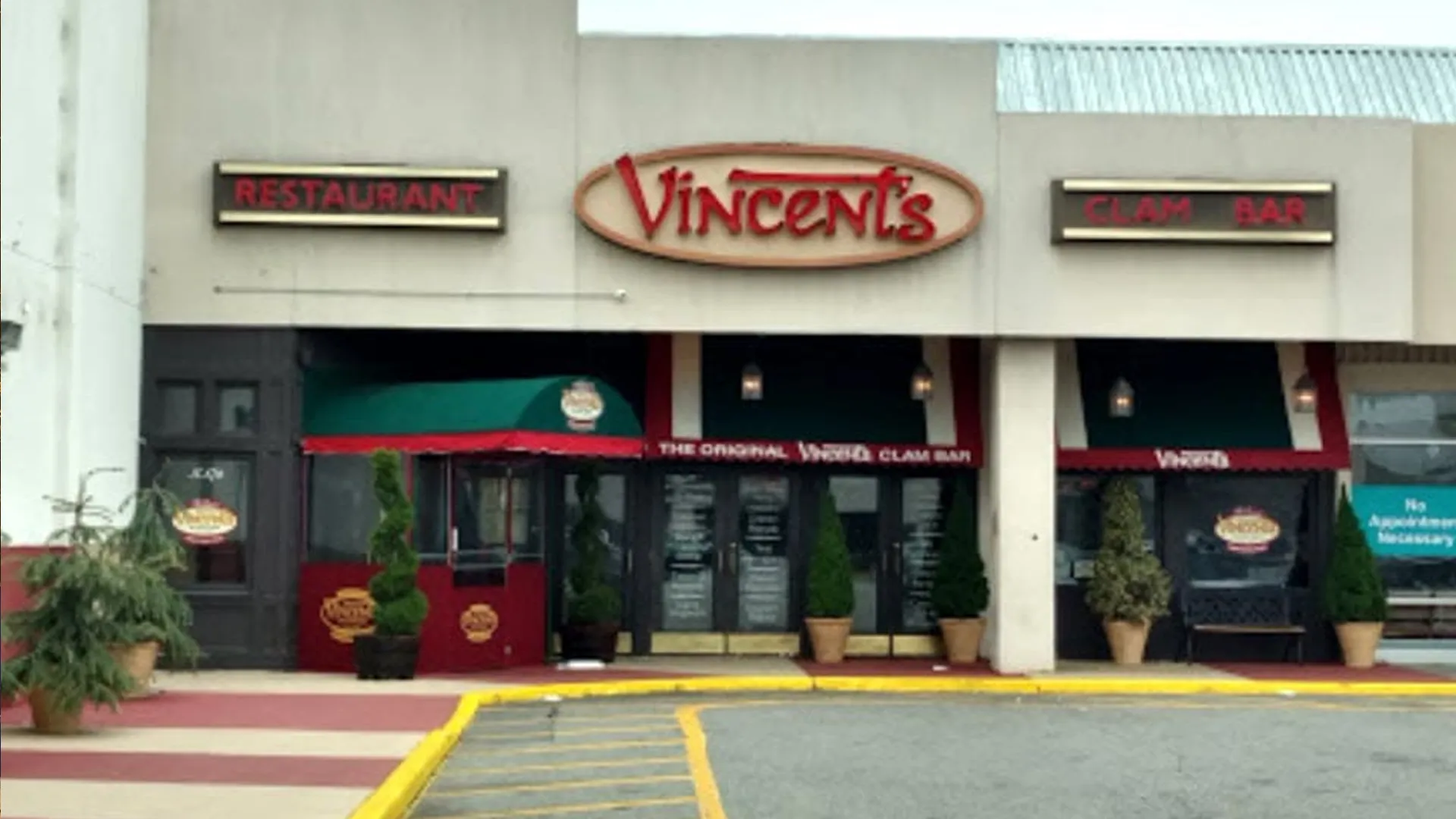 An outside look at Vincent's Clam Bar in Carle Place, N.Y.