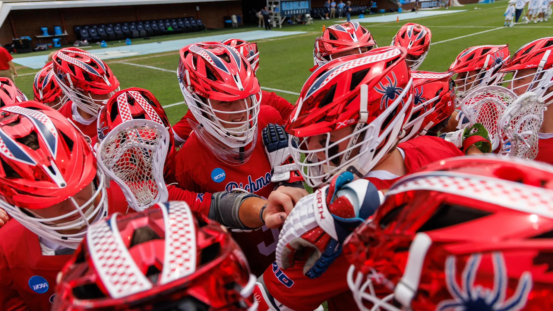 Richmond men's lacrosse huddle