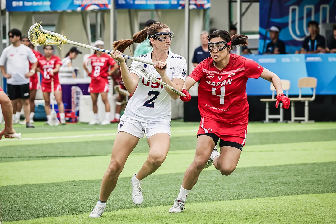 Sam Apuzzo carries the ball against Japan during the World Games semifinal