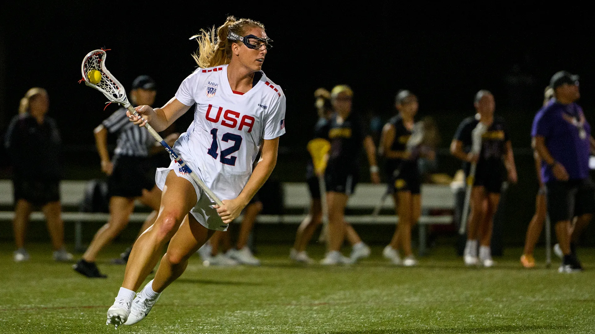 Ally Mastroianni carries the ball against the Haudenosaunee Nationals at last year's Atlas Cup