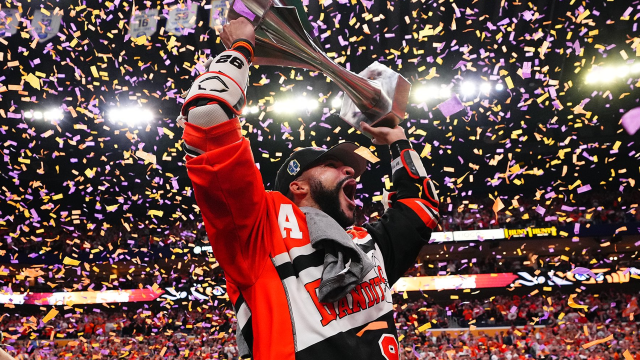 Dhane Smith and the Bandits won their second straight NLL title.