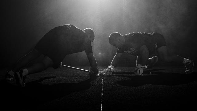 Gait faceoff men