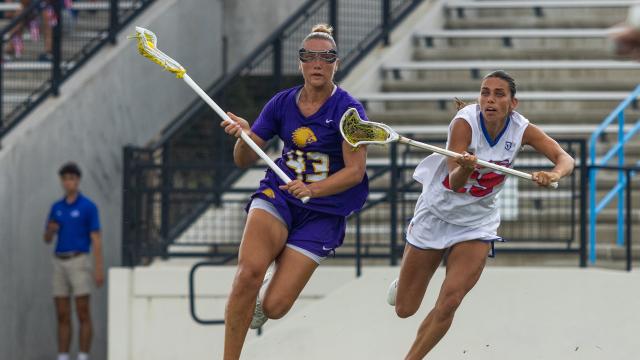 Sierra Cockerville of the Haudenosaunee Nationals drives to the goal during the Pan-American Women's Lacrosse Championship