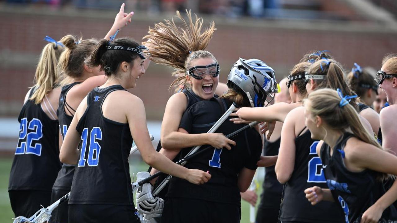 Darien (Conn.) finished its first-ever undefeated season to finish No. 1 in the Top 25.