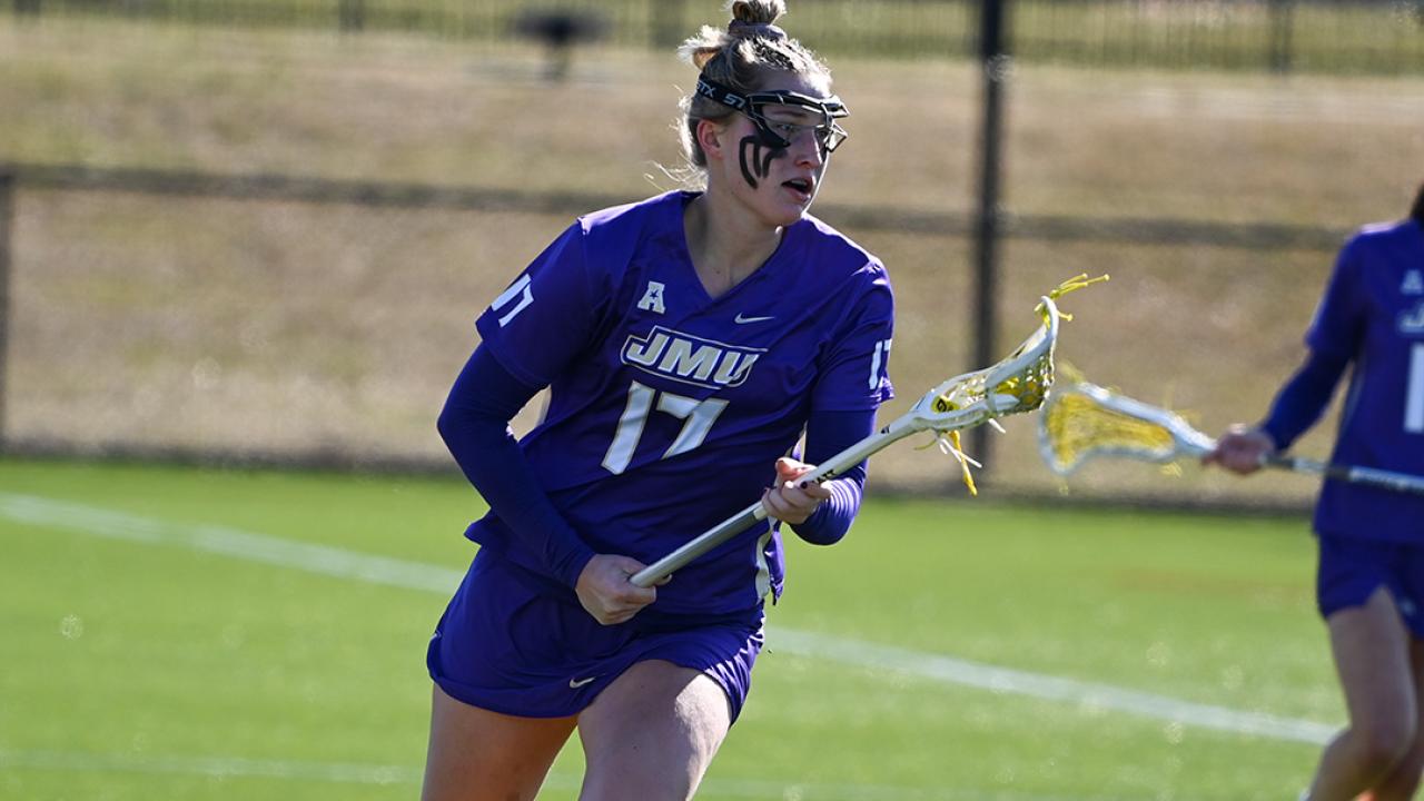 Isabella Peterson posted her best game of the season in an 18-8 win over High Point.