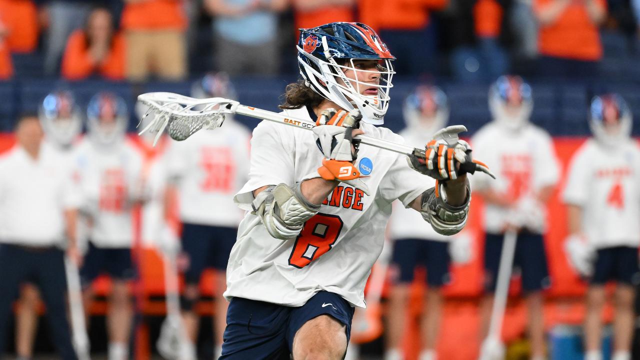 Syracuse's Luke Rhoa
