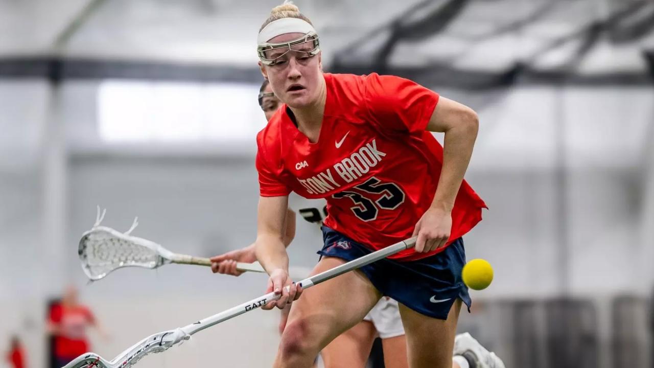 Stony Brook's Isabella Caporuscio