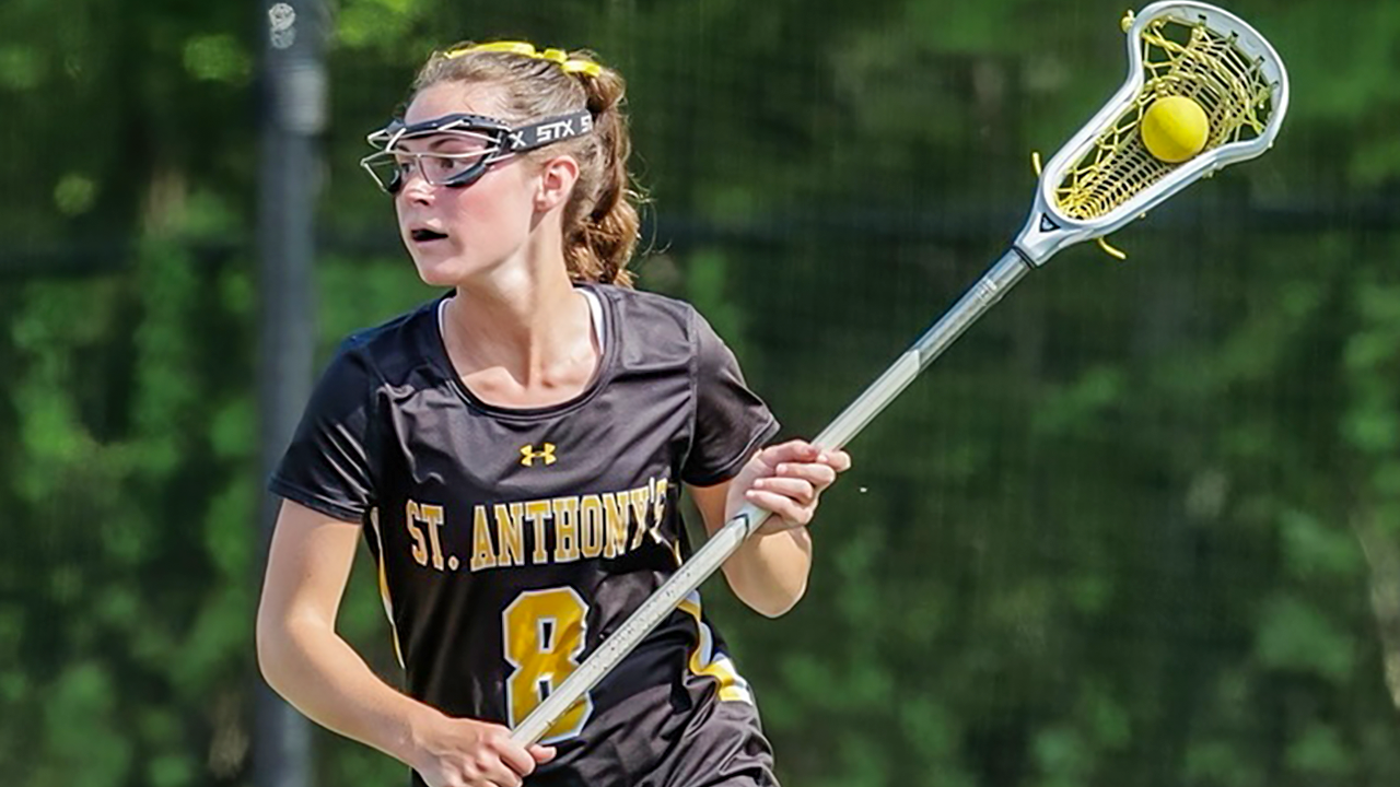 St. Anthony's (N.Y.) girls' lacrosse player