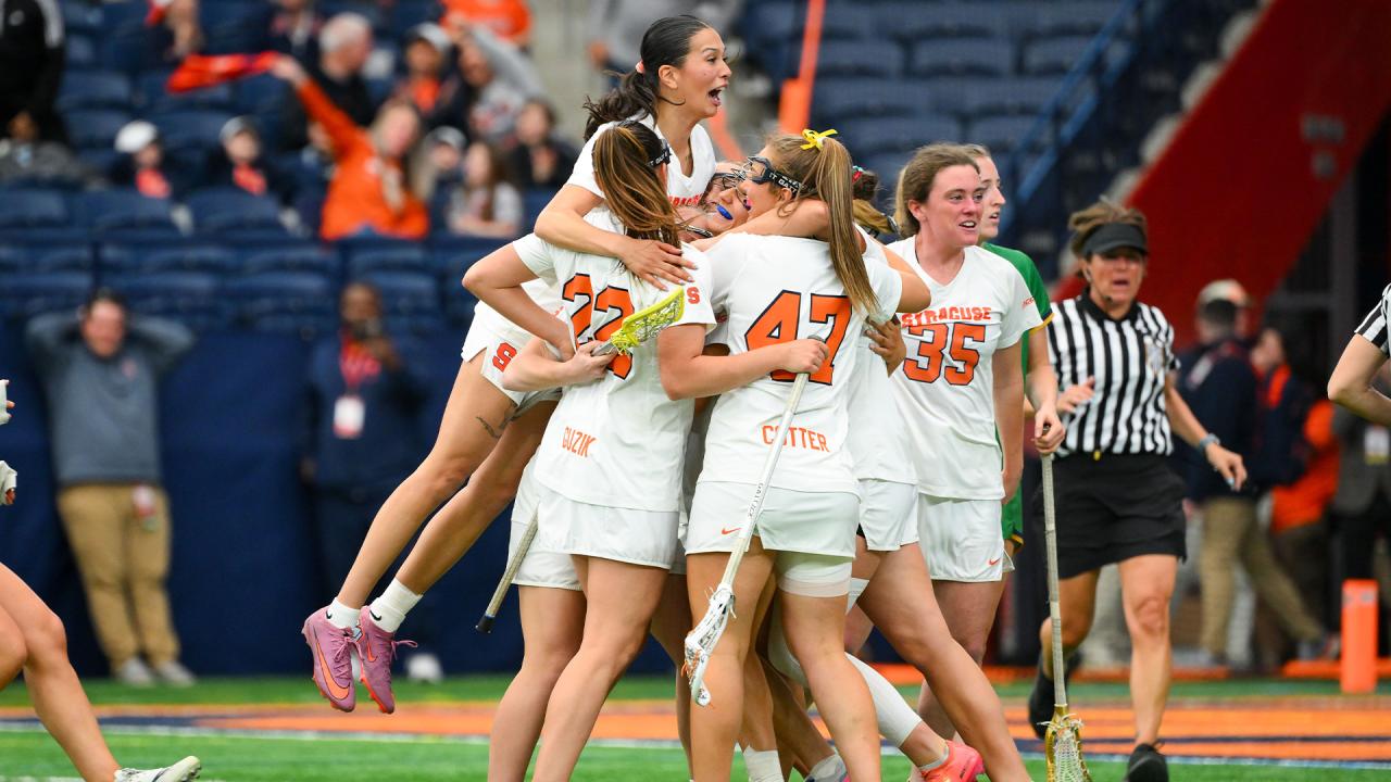 Syracuse women's lacrosse celebrates its 4OT win over Notre Dame