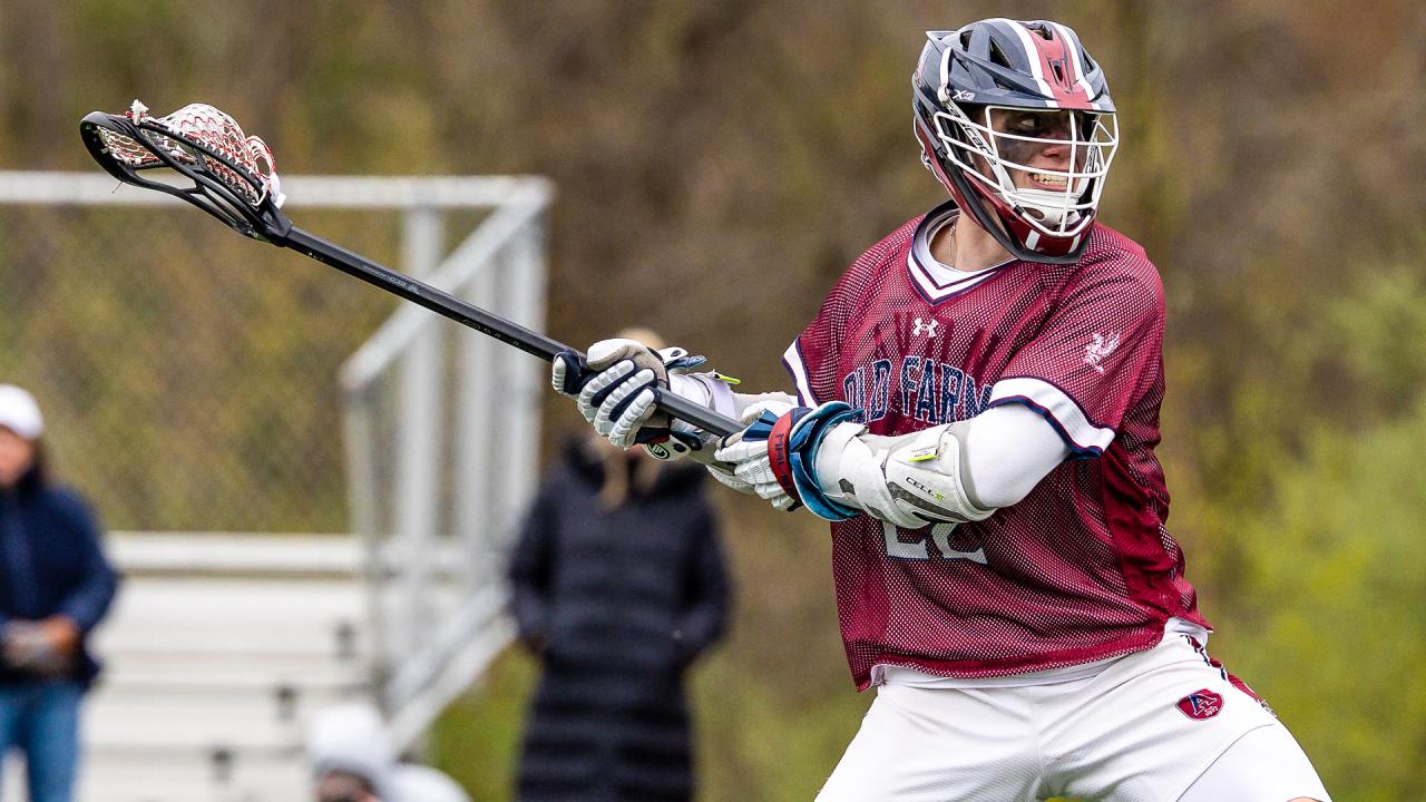 Midfielder Peter Nelson of Avon Old Farms (Conn.)